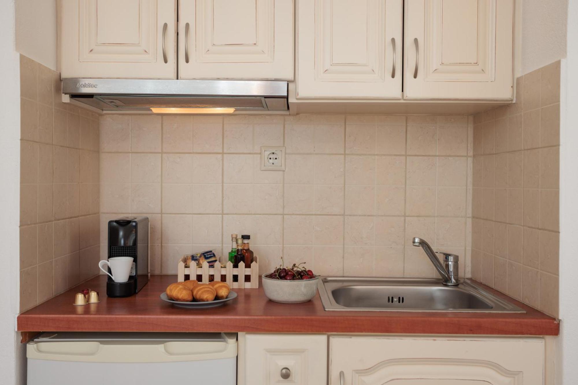 Maria'S Rooms & Studios Agia Anna  المظهر الخارجي الصورة
