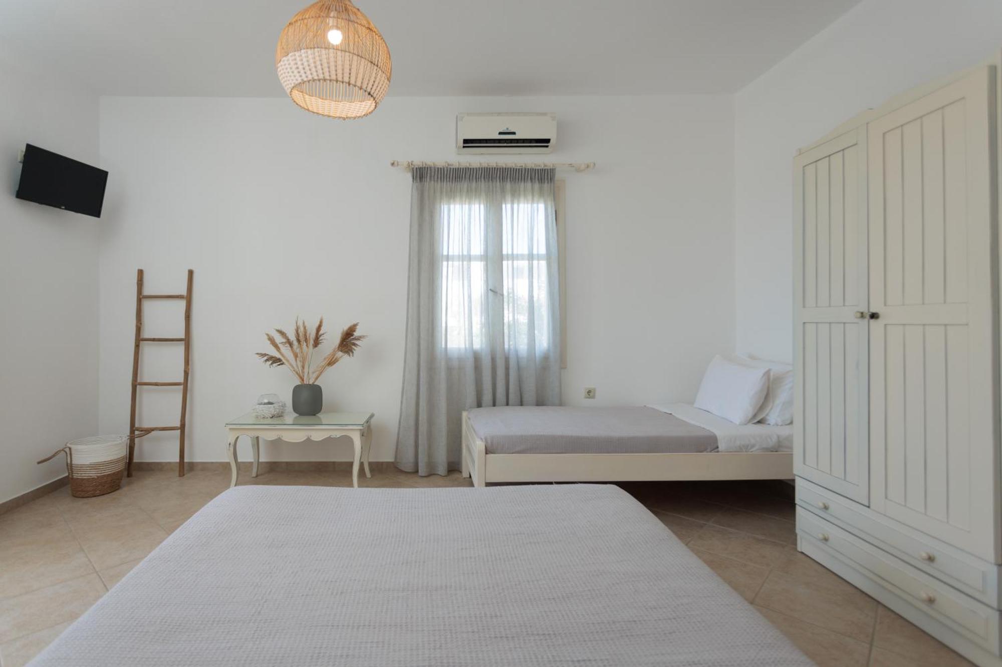 Maria'S Rooms & Studios Agia Anna  المظهر الخارجي الصورة