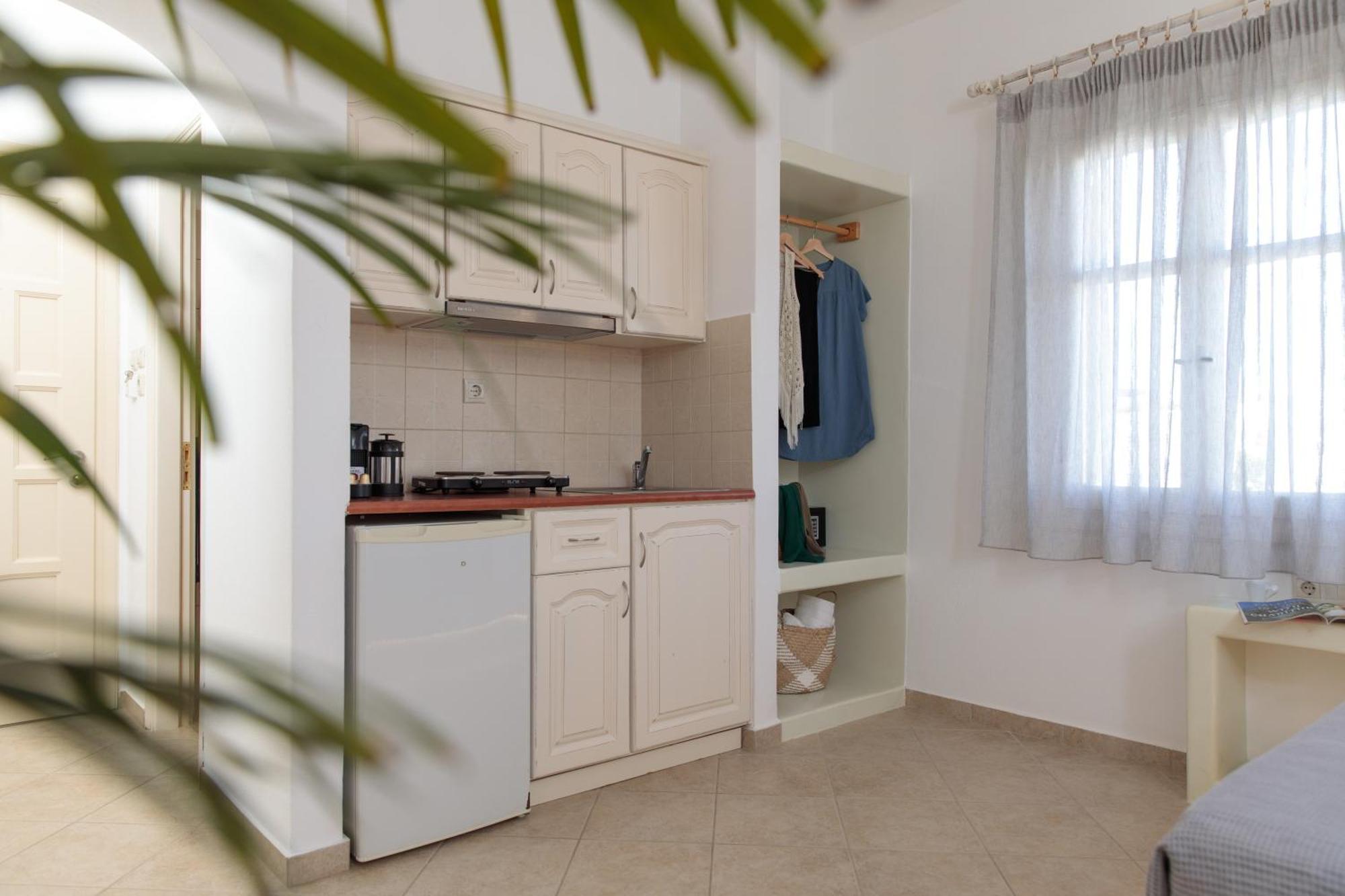 Maria'S Rooms & Studios Agia Anna  المظهر الخارجي الصورة